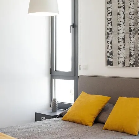 Residences 301, 3 Bedroom 公寓
