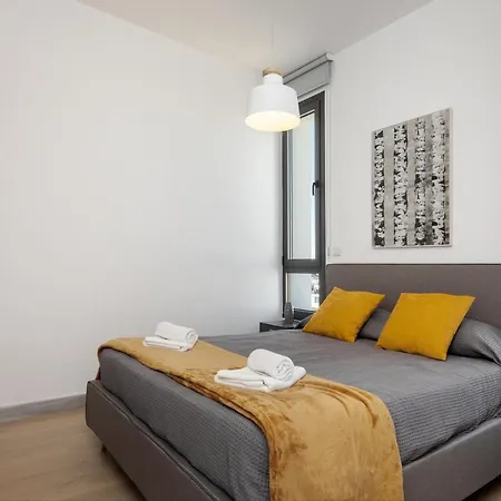 Residences 301, 3 Bedroom 公寓
